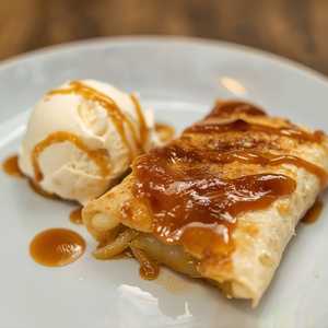 Apple Burrito A La Mode