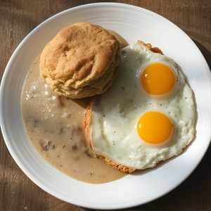 Biscuits & Gravy w/ 2 Eggs