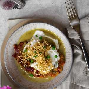 Aloo Mattar Tikki Chaat