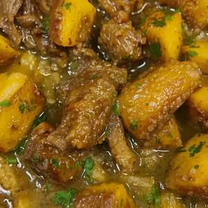 Seco De Cabrito (catering)