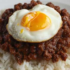 Minced Beef & Pan Fried Egg over Rice