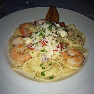 Seafood Fettuccine Alfredo