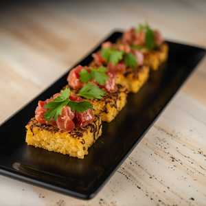CRISPY RICE SPICY TUNA