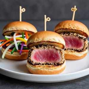 AHI TUNA SLIDERS (3)