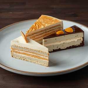 U's Signature Cake Sampler