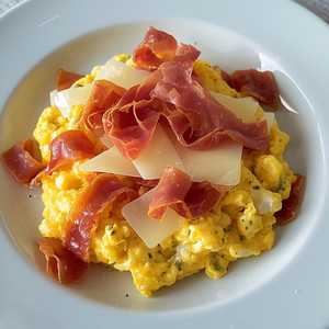 Scrambled with Prosciutto