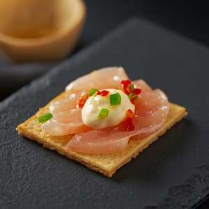 Hamachi Rice Cracker