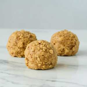 PEANUT BUTTER ENERGY BITES
