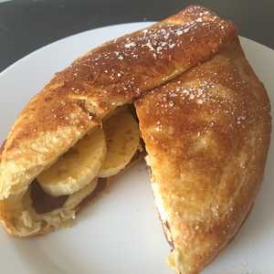 Nutella & Banana Calzone