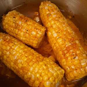 Boil Corn Cob Sweet