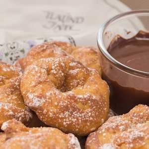 Warm Italian Doughnuts