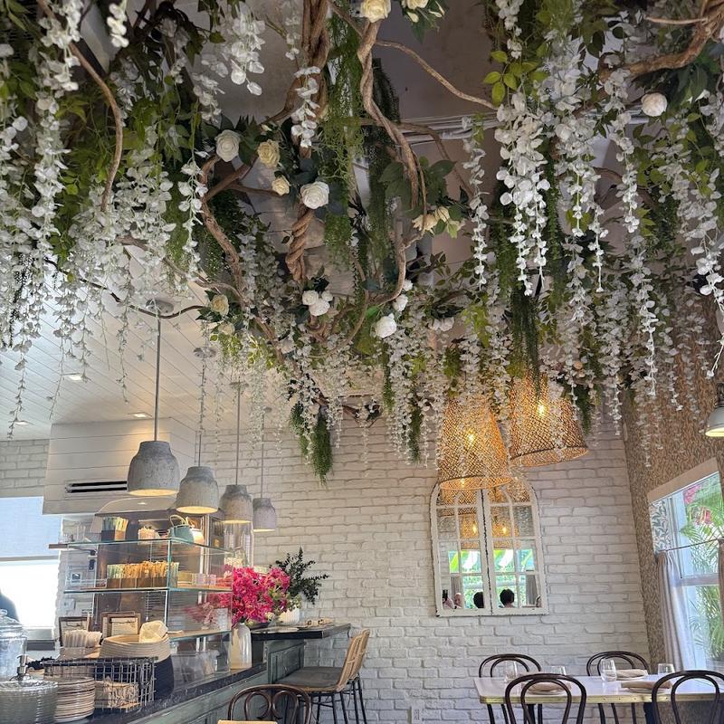 Abbalé Modern Mediterranean Kitchen - South Beach