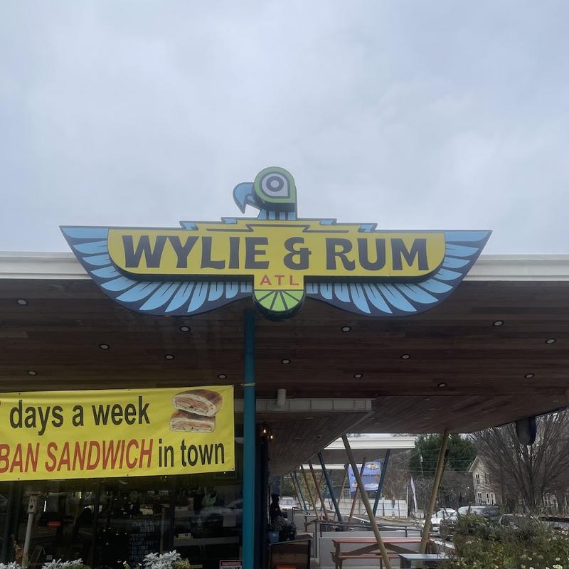 Wylie & Rum Island Grill in Atlanta