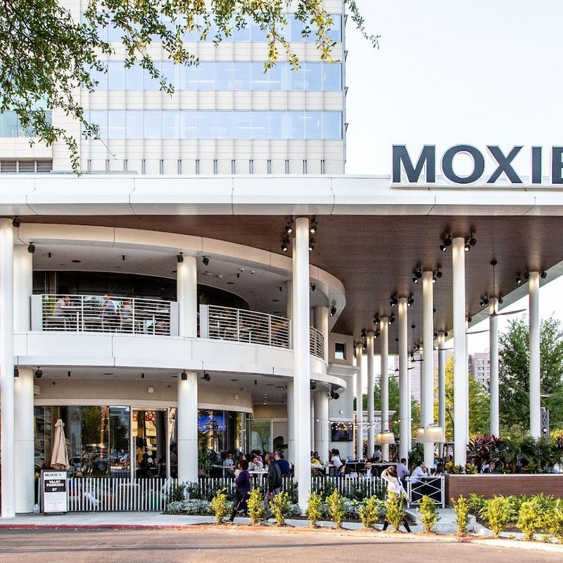 Moxies Houston Restaurant